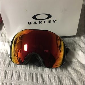 Oakley snow goggles
